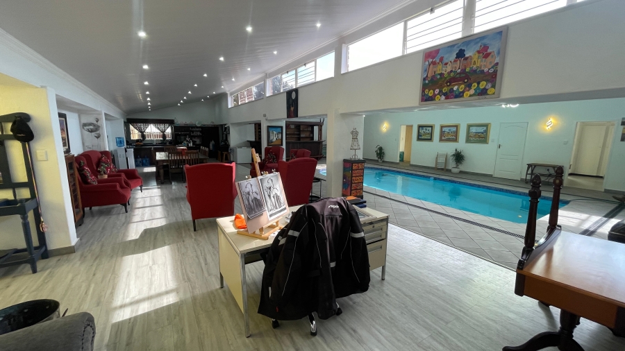 4 Bedroom Property for Sale in Van Der Hoff Park North West